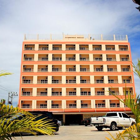 P.A. Ville Hotel ナコンサワン エクステリア 写真