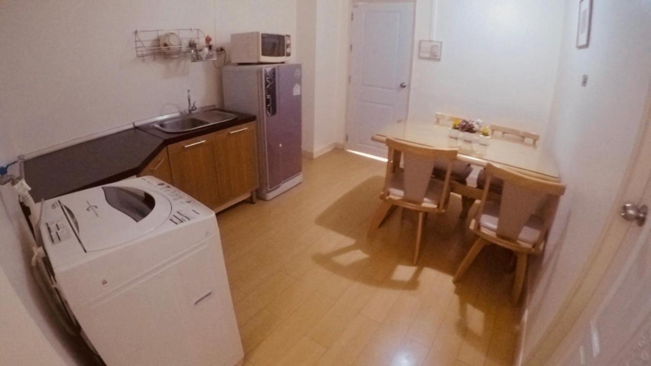 P.A. Ville Hotel ナコンサワン エクステリア 写真
